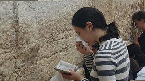 黄贯中变身“娱乐吃瓜酱”,音乐与影视双线发力引关注