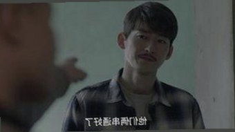 揭秘“娱乐吃瓜酱”头像女生：网络走红背后的故事与心理解读